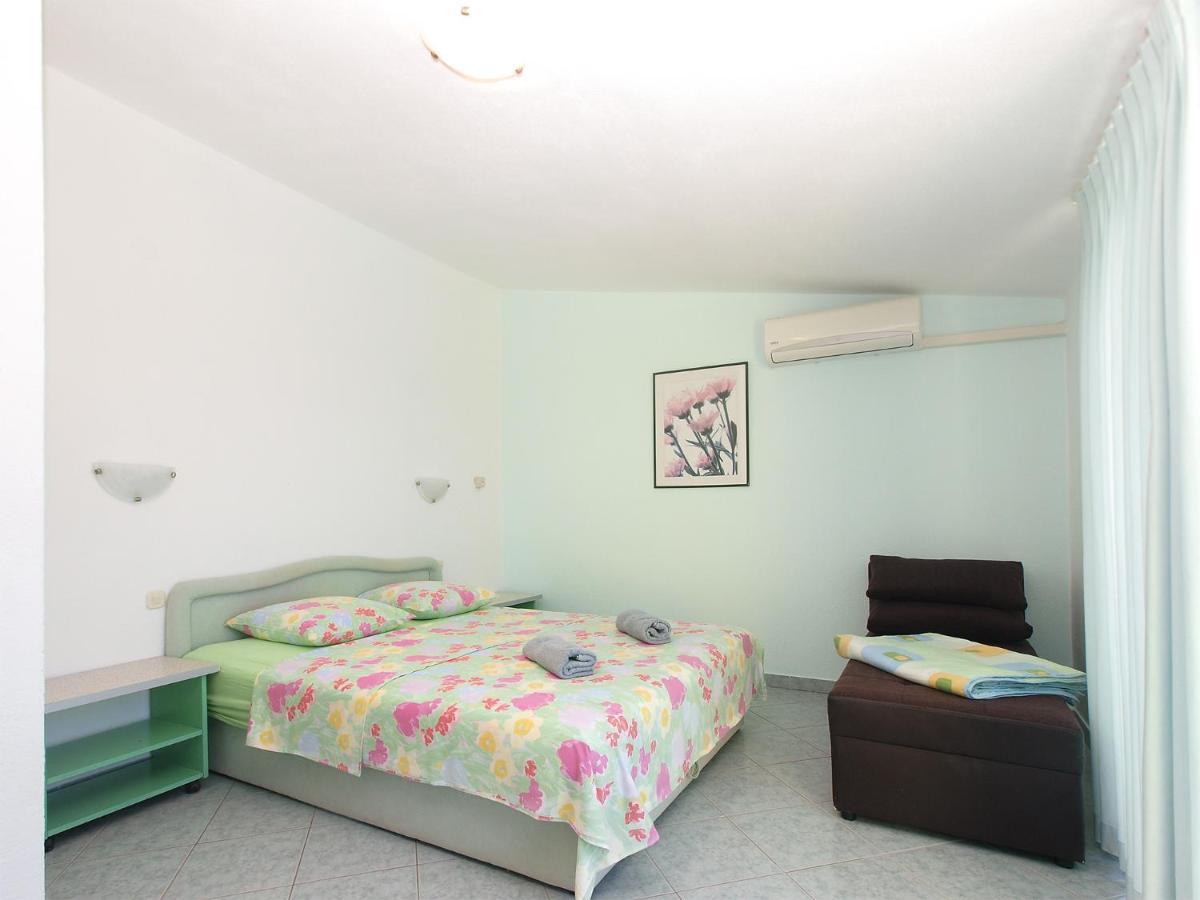 Apartments Milica 56 プーラ エクステリア 写真