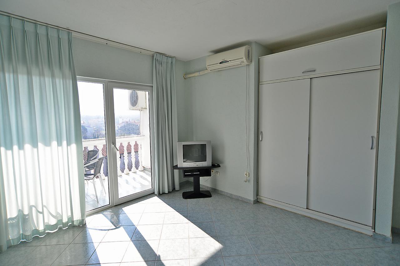 Apartments Milica 56 プーラ エクステリア 写真