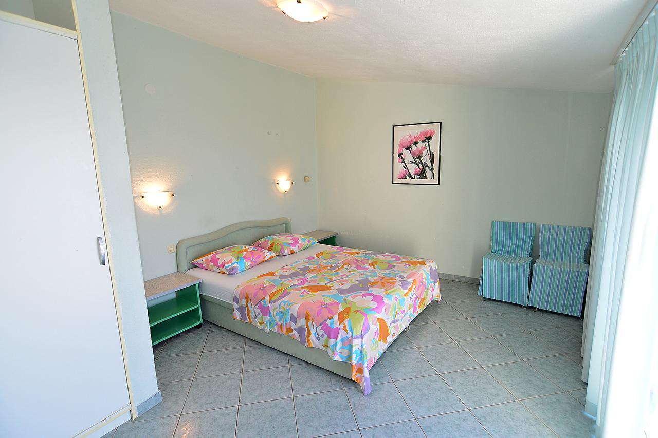 Apartments Milica 56 プーラ エクステリア 写真